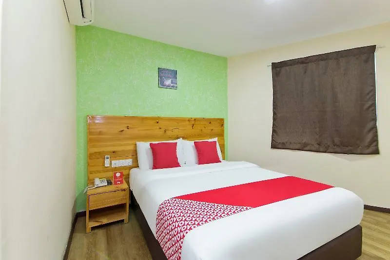 **  Apple Hotel Shah Alam Malaysia